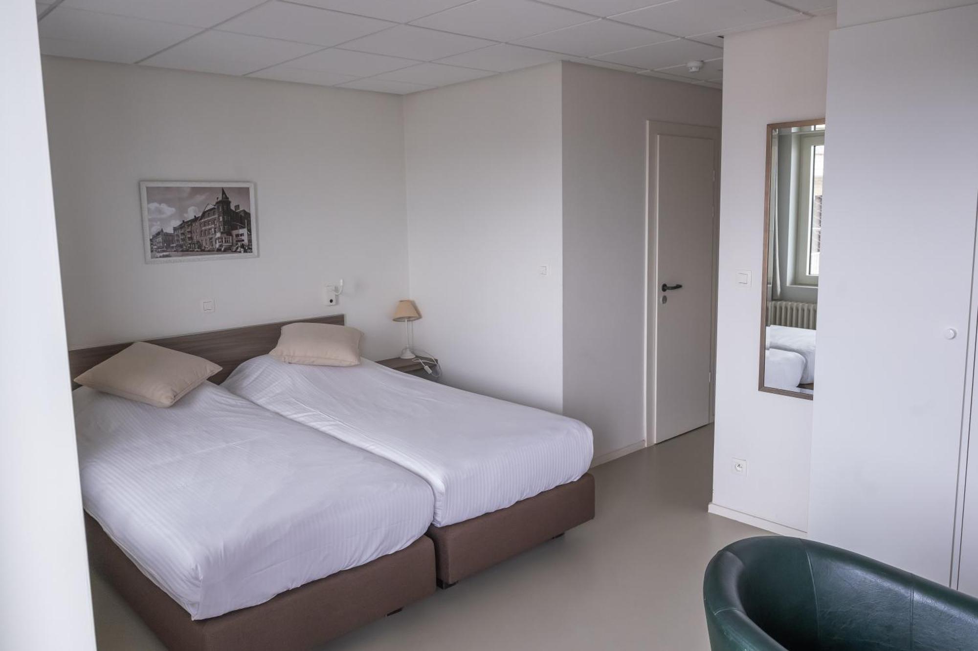 אוסטדאונקרק Rewindhotel מראה חיצוני תמונה