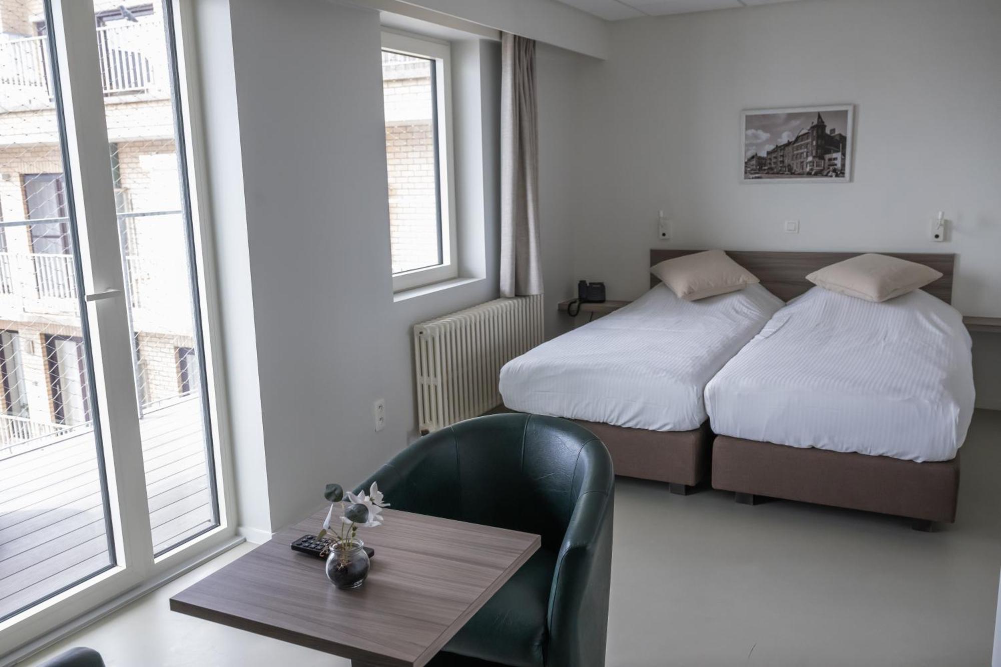 אוסטדאונקרק Rewindhotel מראה חיצוני תמונה